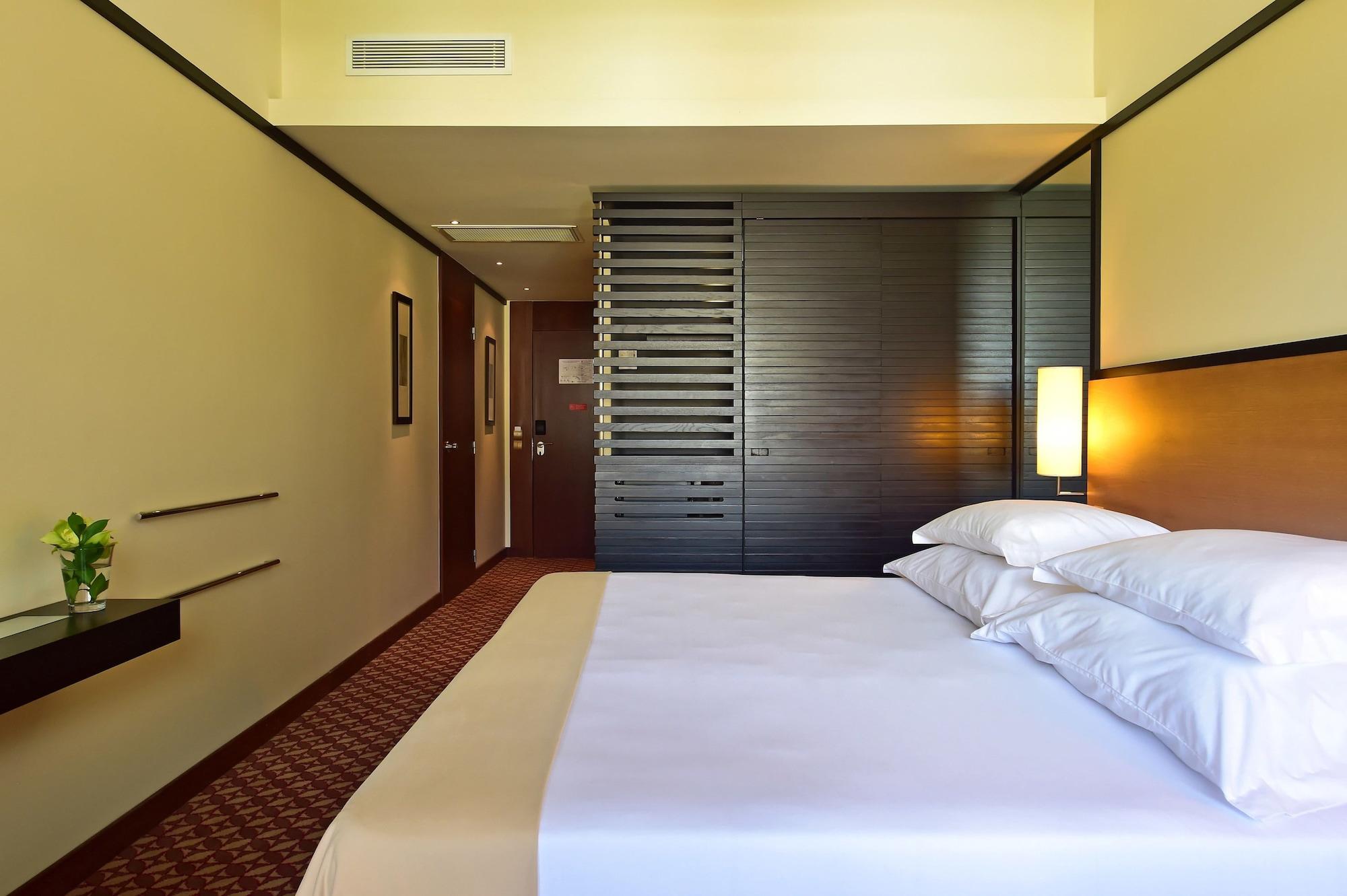 Pestana Casino Park Hotel & Casino Фуншал Екстериор снимка A room at the hotel