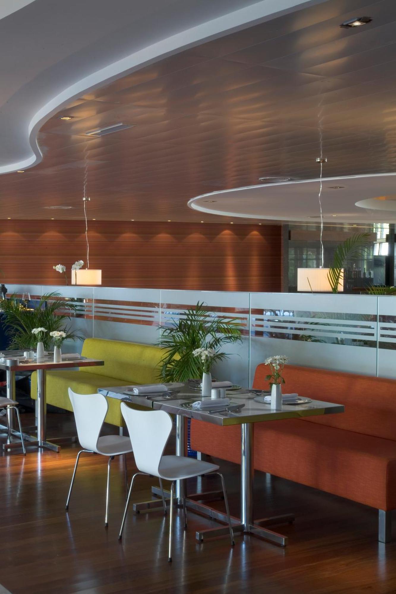 Pestana Casino Park Hotel & Casino Фуншал Екстериор снимка Interior of the restaurant