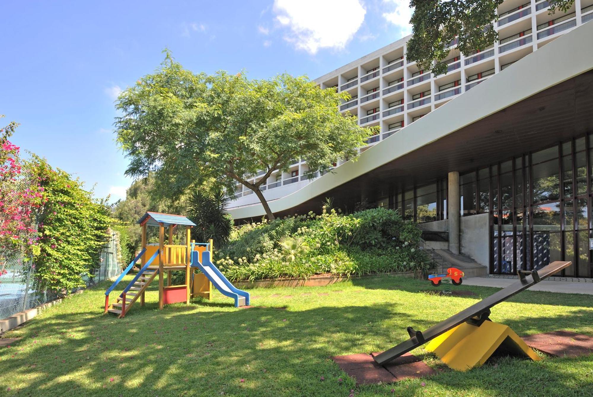 Pestana Casino Park Hotel & Casino Фуншал Екстериор снимка Playground