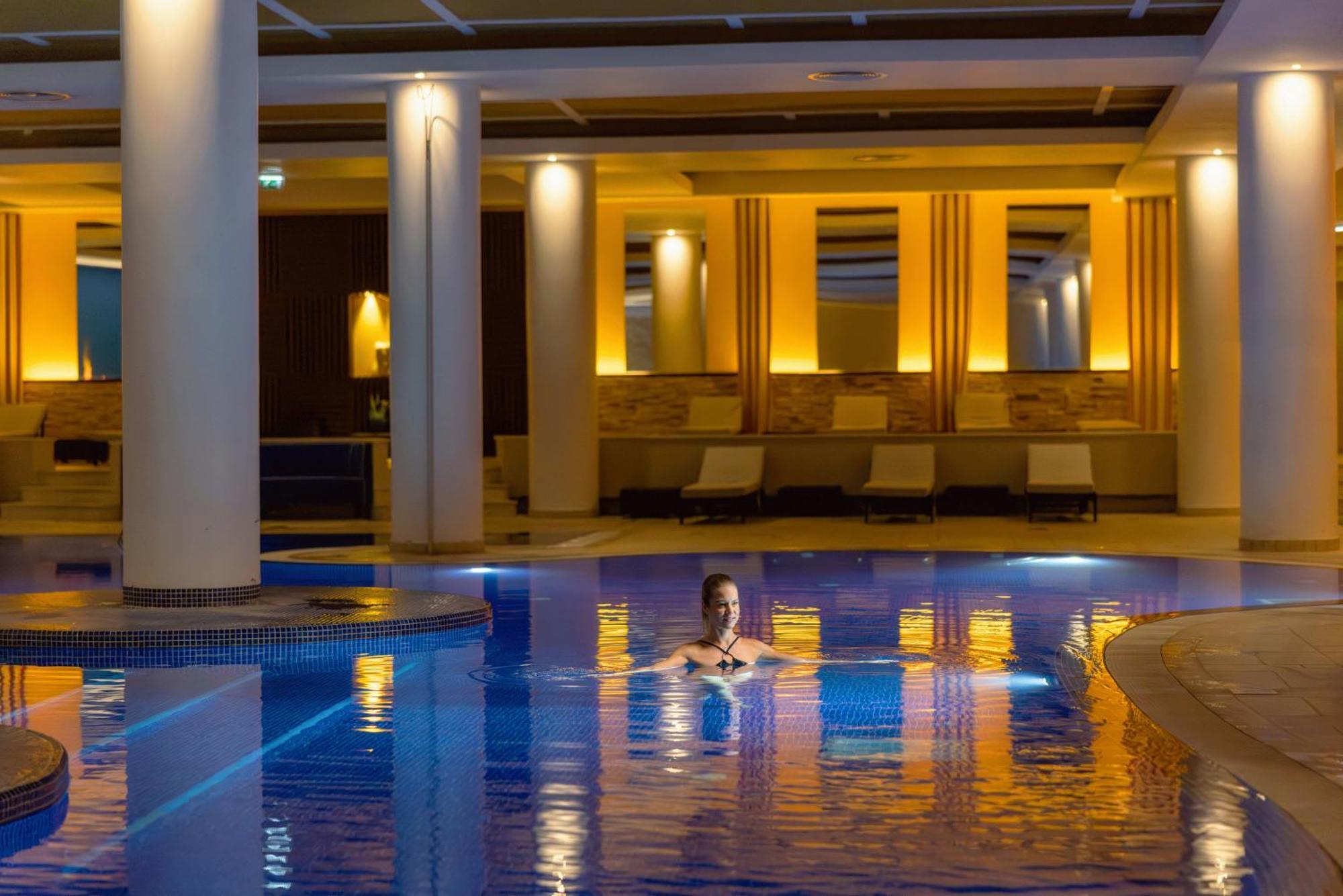 Pestana Casino Park Hotel & Casino Фуншал Екстериор снимка