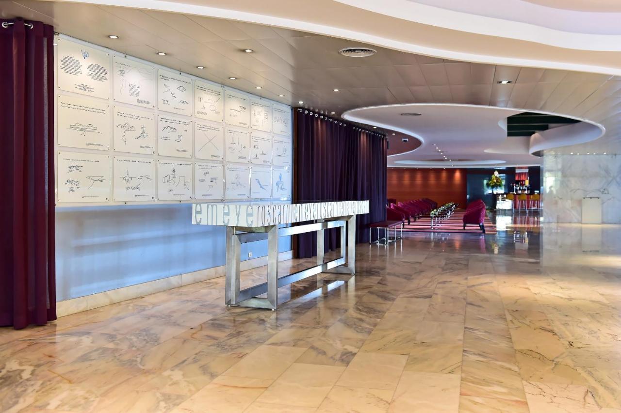 Pestana Casino Park Hotel & Casino Фуншал Екстериор снимка The lobby of the hotel