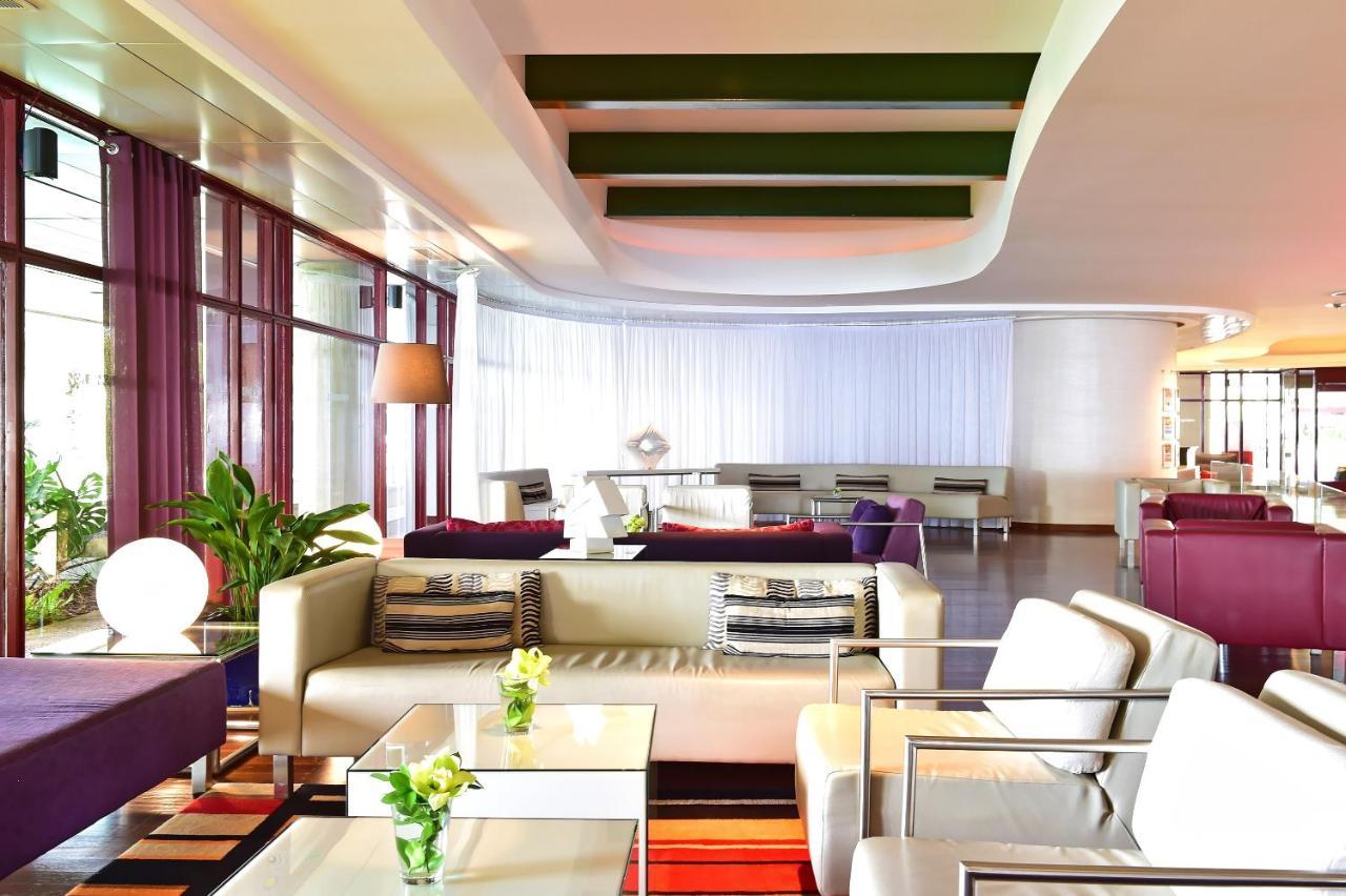 Pestana Casino Park Hotel & Casino Фуншал Екстериор снимка The lobby of the hotel